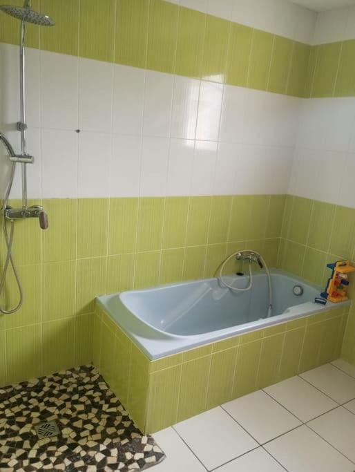 Maison 6 Personnes Billom Kültér fotó